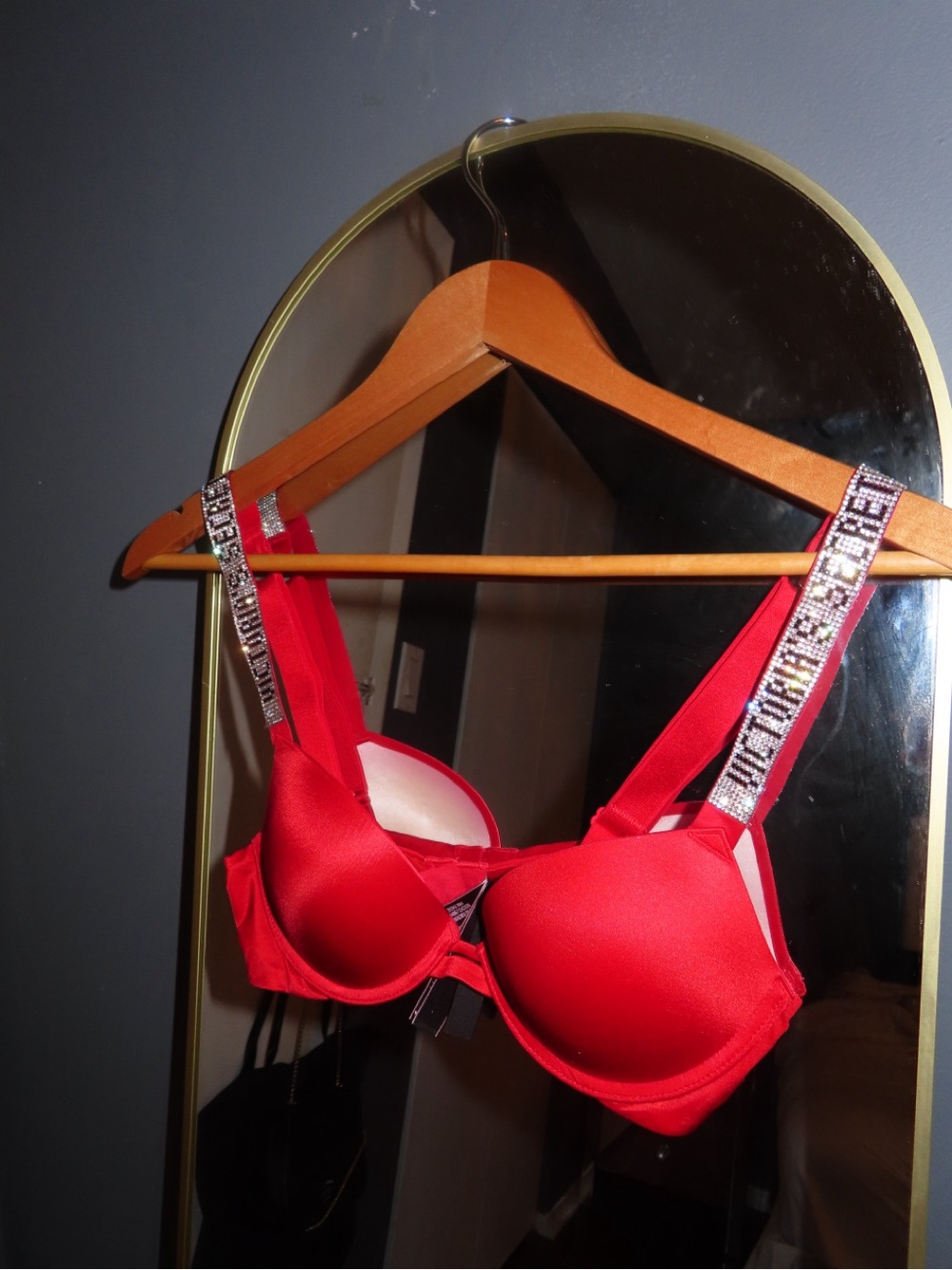 Victoria’s Secret Very Sexy Rhinestone Shine Strap Push-Up Bra | 32B